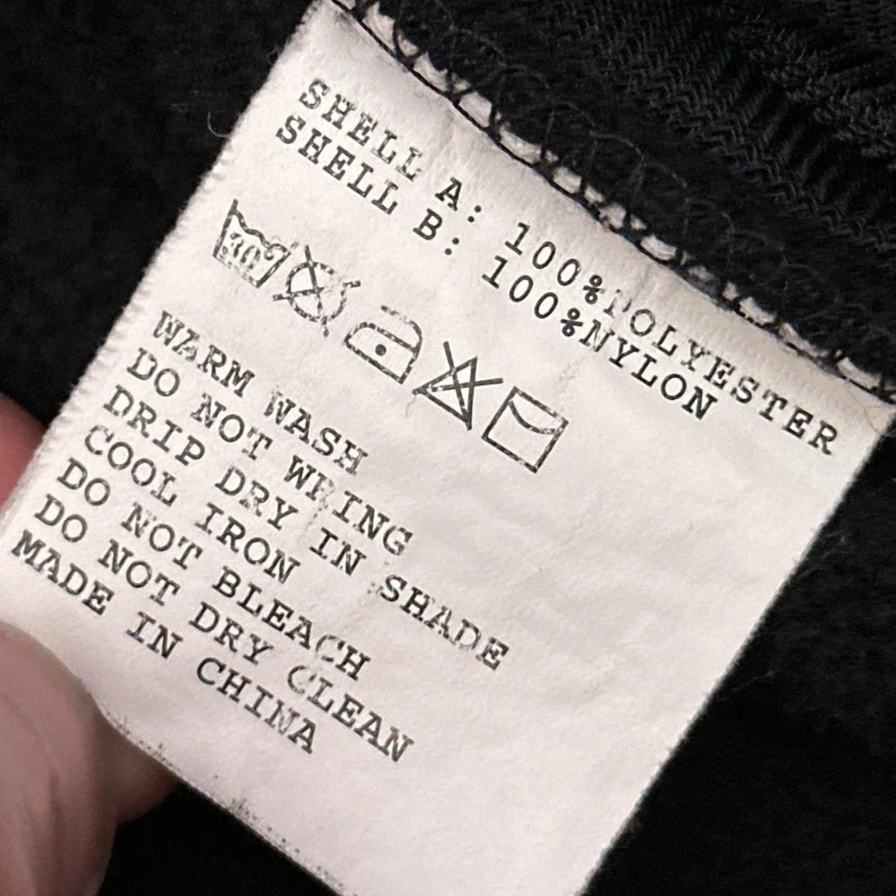 Quark Expeditions Fleece Jacket Mens Medium Black Full Zip Mock Neck Zip Pockets